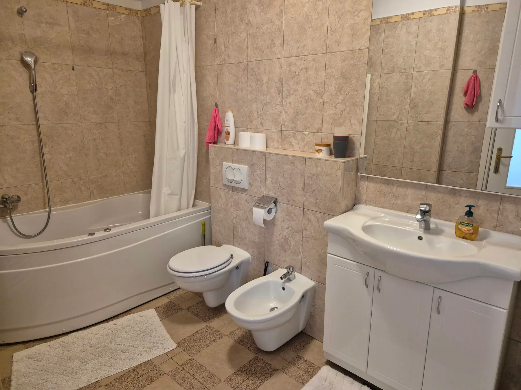 Kupaonica s hidromasažnom kadom